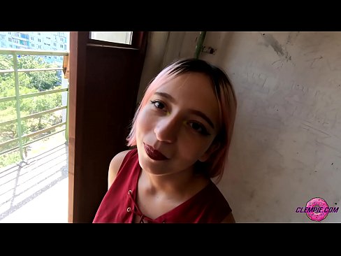 ❤️ Une étudiante sensuelle suce un étranger dans l'Outback - sperme sur son visage ❌ Vidéo de baise at fr.tube-sexer.ru ❌️